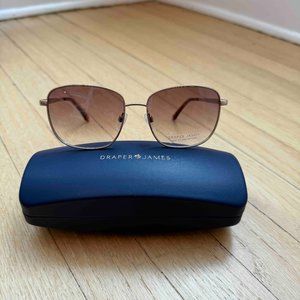 Brand New Draper James sunglasses